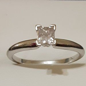 Diamond& White gold gift/holidays/ engagement ring classic princess cut women 6